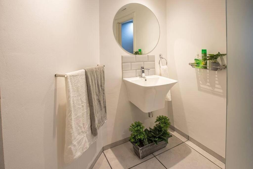 2 Sleeper Stylish Sanctuary Lejlighed Durban Eksteriør billede
